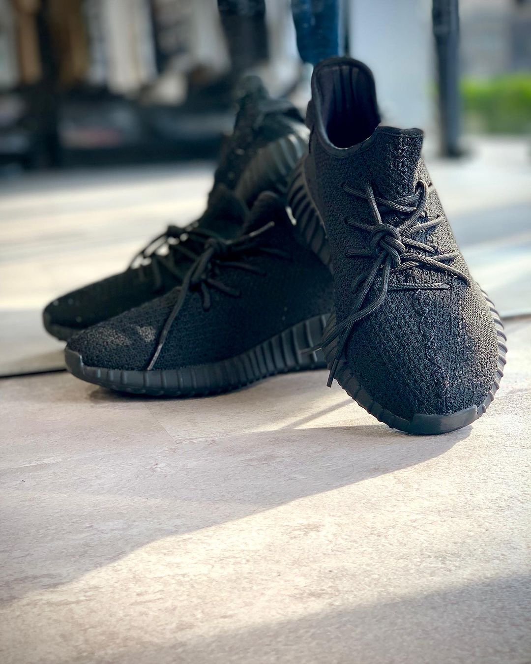 YEEZY SNEAKERS Sizes available @attire.qatar #menswear #mensfashion #fashion #menstyle #style #mensstyle #ootd #men #streetwear #fashionblogger #streetstyle #menfashion #instafashion #menwithstyle #dapper #mens (1)